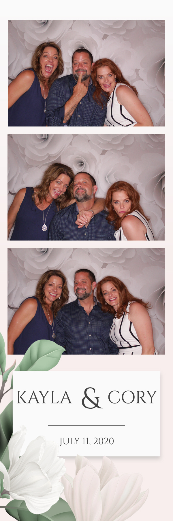 Kayla and Cory Wedding | View more photos from the event at gallery.photoboothbillings.com/u/PhotoBoothBillings/Kayla-and-Cory-Wedding